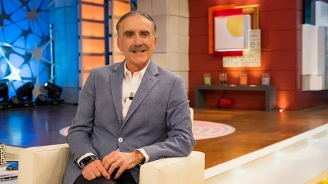 Juan y Medio