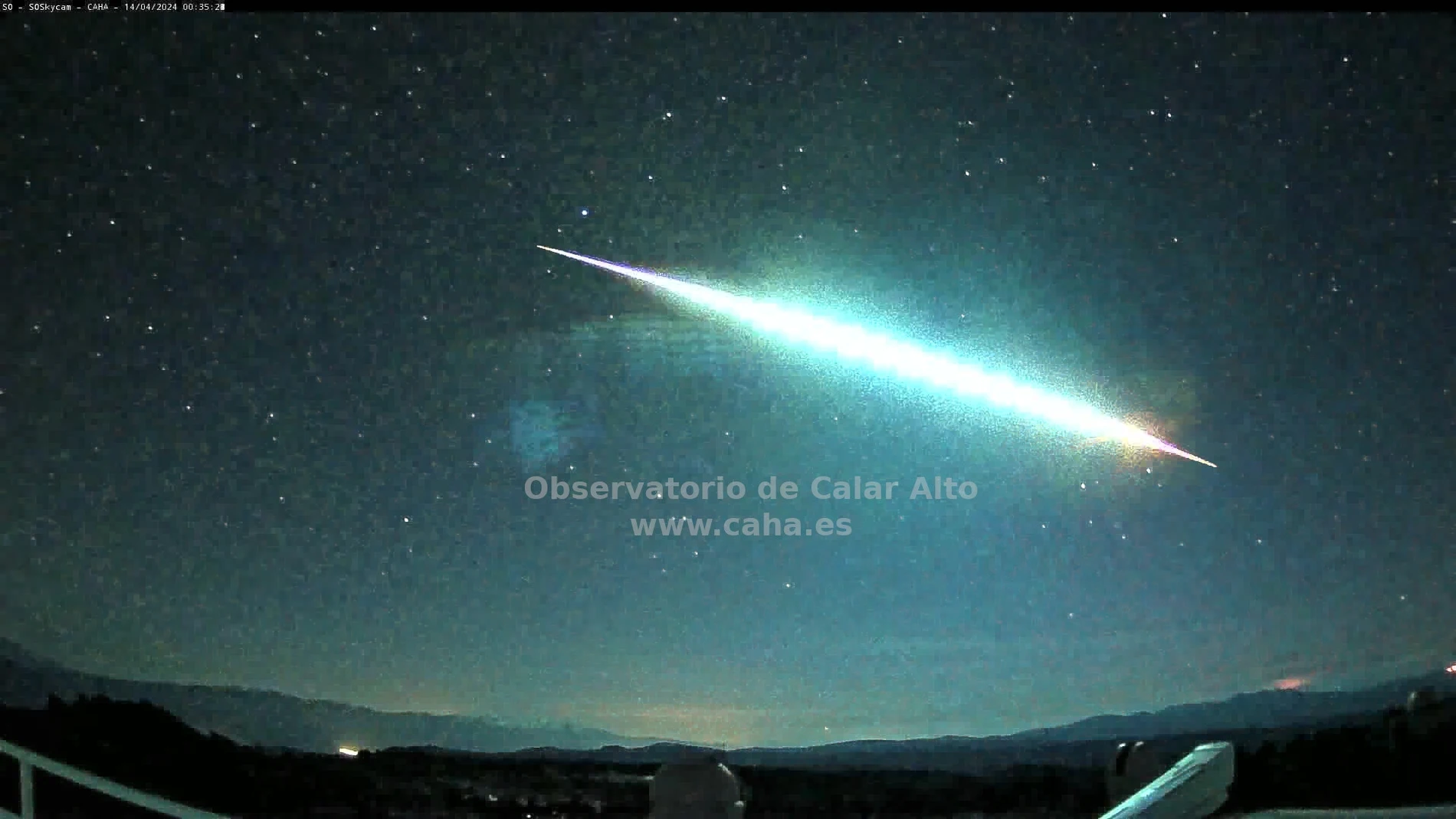 Bola de fuego en el cielo andaluz