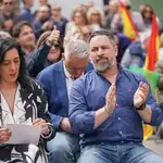 21A.- Abascal desconfía de los sondeos y defiende que Vox va a tener representación en el Parlamento Vasco