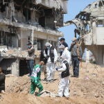 O.Próximo.- Hamás denuncia el hallazgo de fosas comunes en el Hospital de Al Shifa y acusa a Israel crímenes de guerra