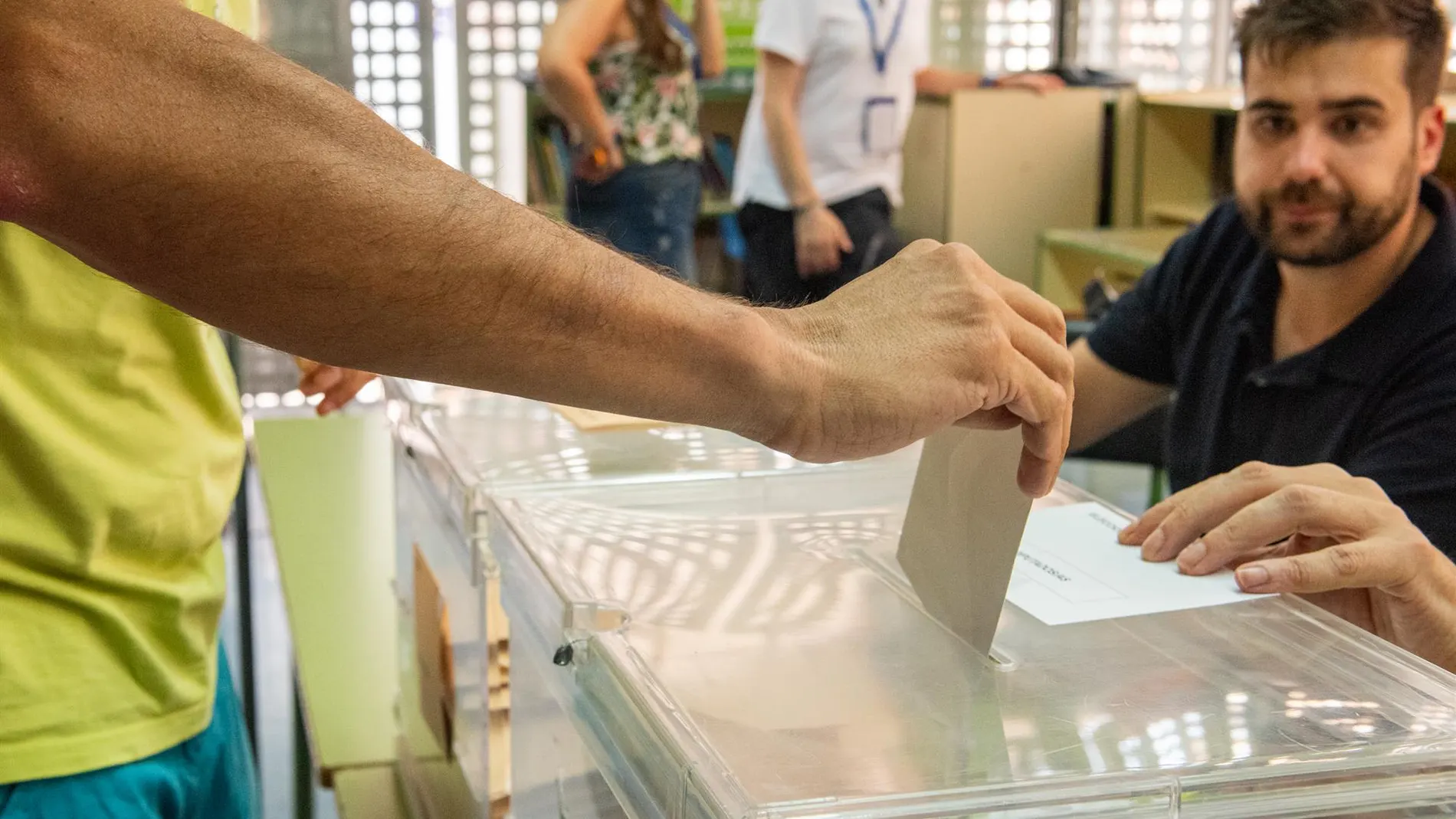 PRISA Media prepara una cobertura audiovisual especial de las elecciones vascas y catalanas