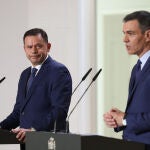 Pedro Sánchez recibe al primer ministro de la República de Portugal, Luís Montenegro