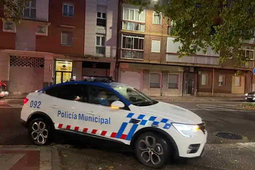 Agreden a palos a varios policías que intentaban mediar en una reyerta en Valladolid