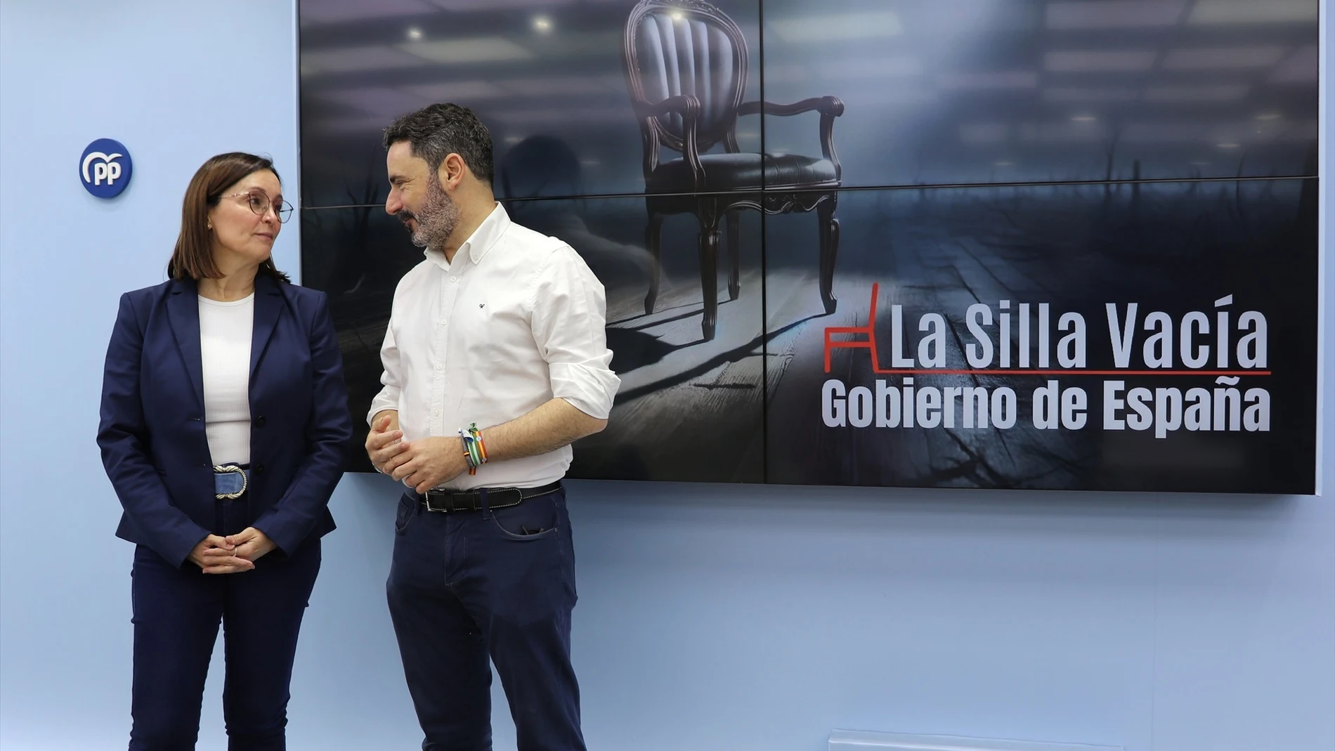"La silla vacía": la campaña del PP que denuncia la dejadez de Pedro Sánchez con Málaga