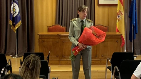 Los compañeros de la general García Toledano, la han felicitado hoy por su ascenso