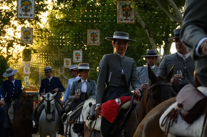 Animalistas reclaman más controles y contundencia para impedir el maltrato a los caballos en la Feria de Sevilla