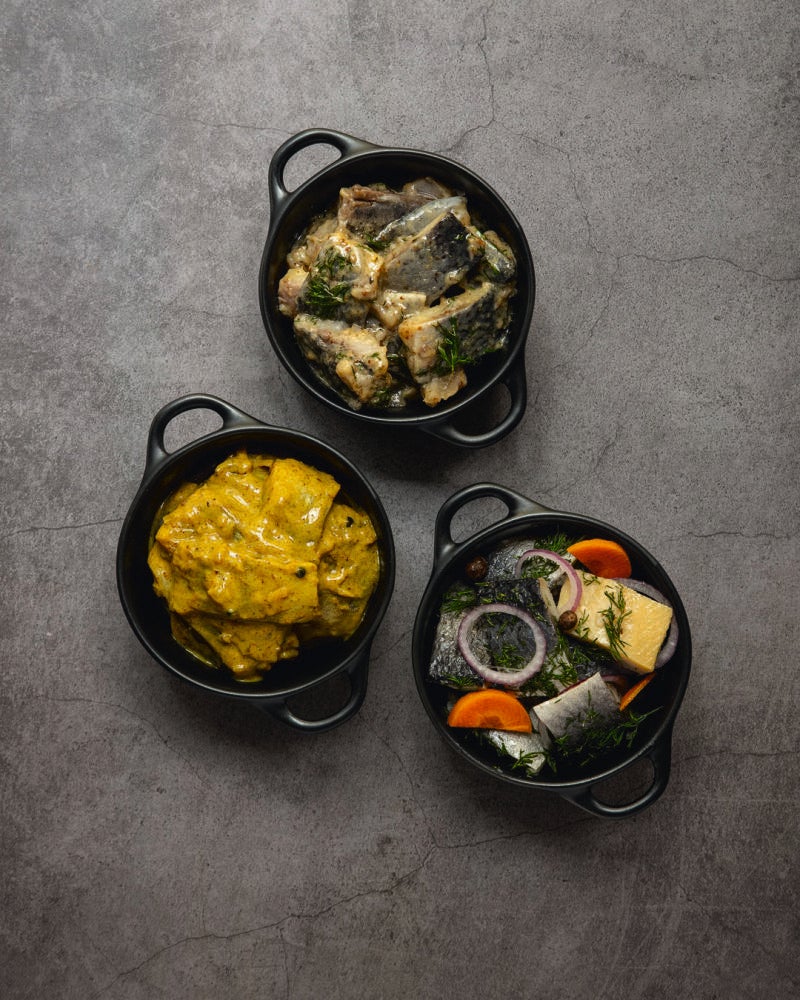 Arenque clásico mostaza al curry