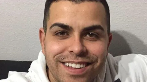 Álex García Galas, español crítico por pancreatitis en una UCI de Tailandia