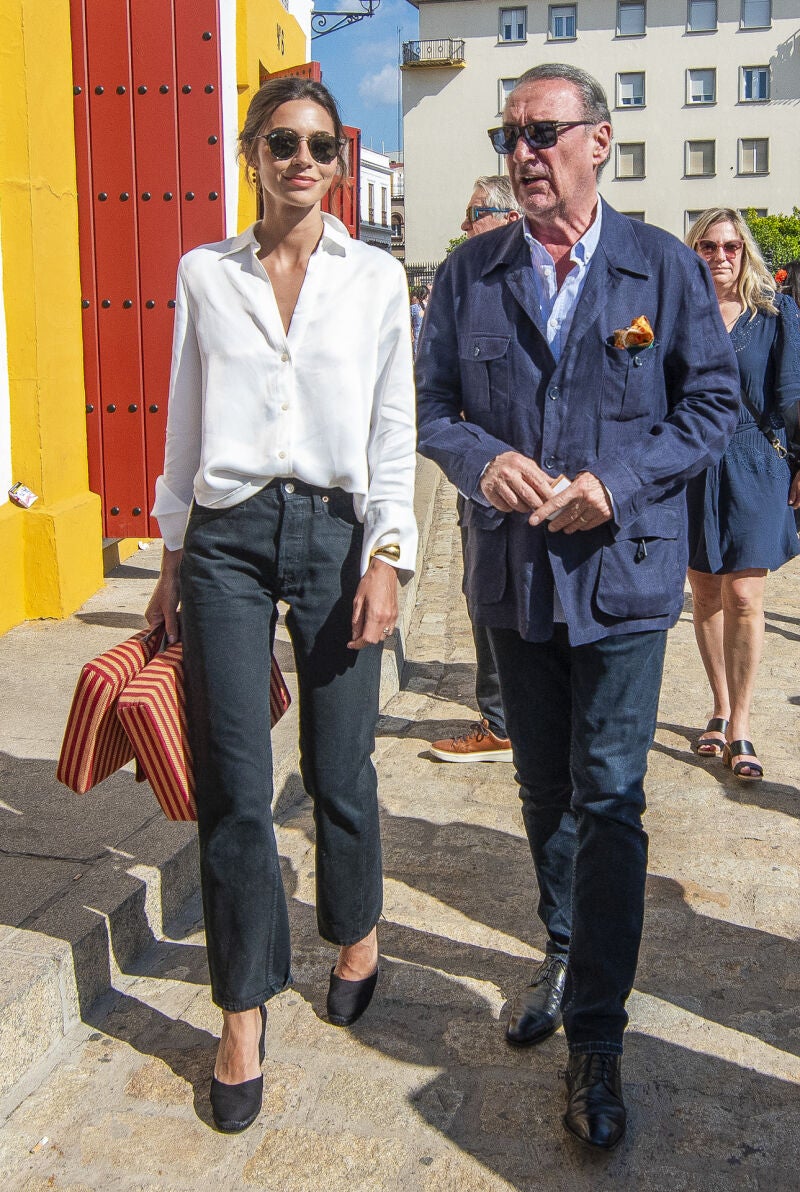 El look de Rocío Crusset en los toros.