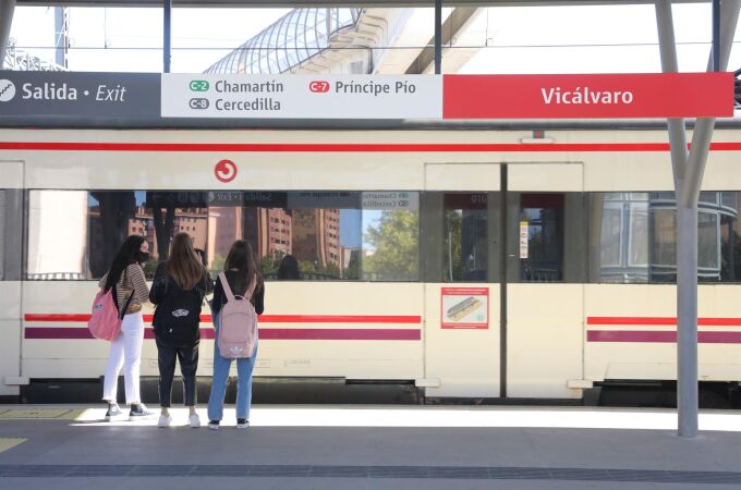 Servicio alternativo de autobús para usuarios de C2 y C7 de Cercanías entre Vicálvaro y Atocha del 1 al 5 de mayo
