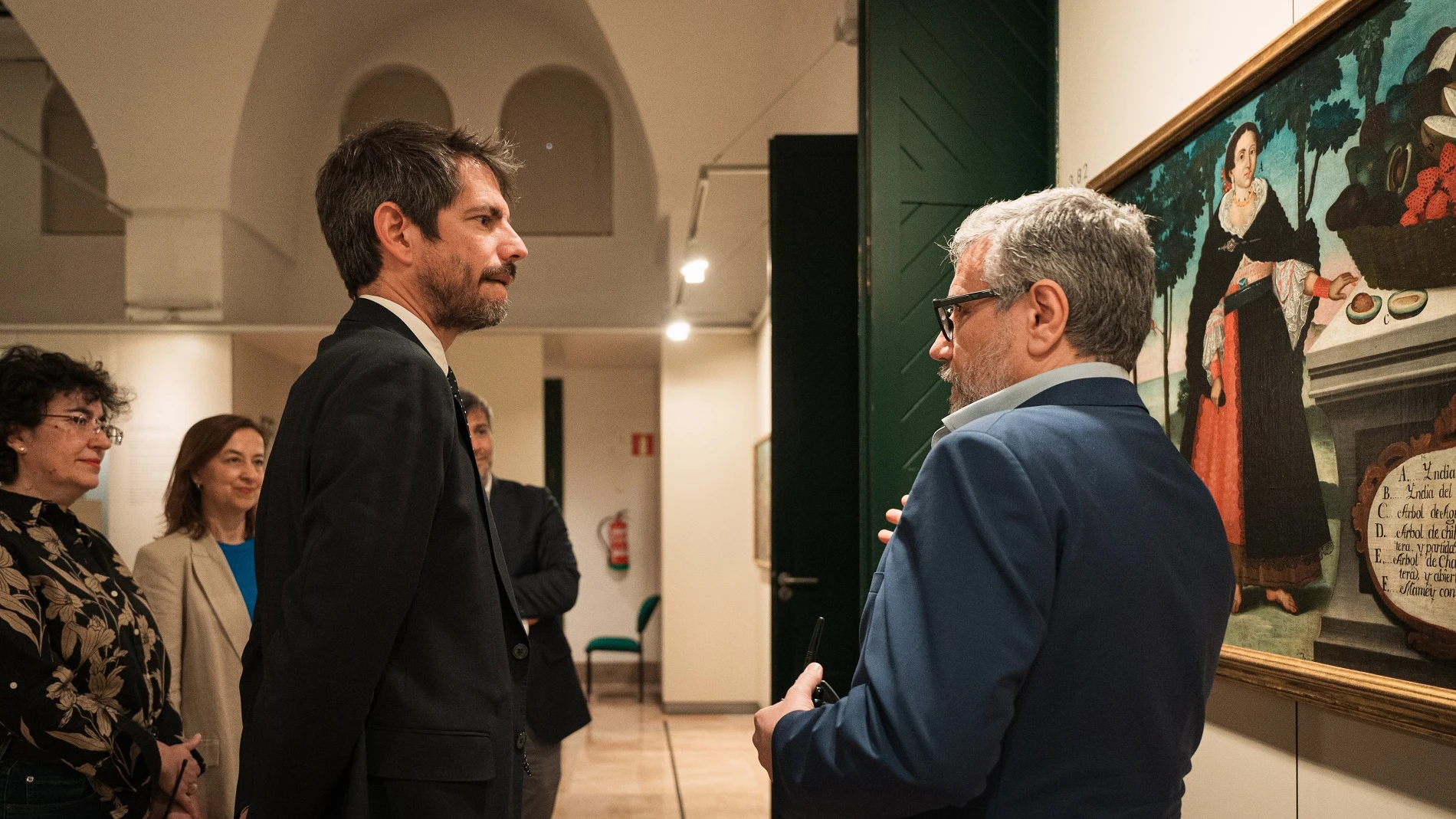 El ministro de Cultura, Ernest Urtasun, se ha reunido con el director del Museo de América, Andrés Gutiérrez. MINISTERIO DE CULTURA 22/04/2024