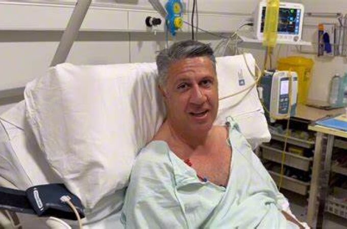 El alcalde de Badalona, Xavier García-Albiol, hospitalizado por problemas en el corazón