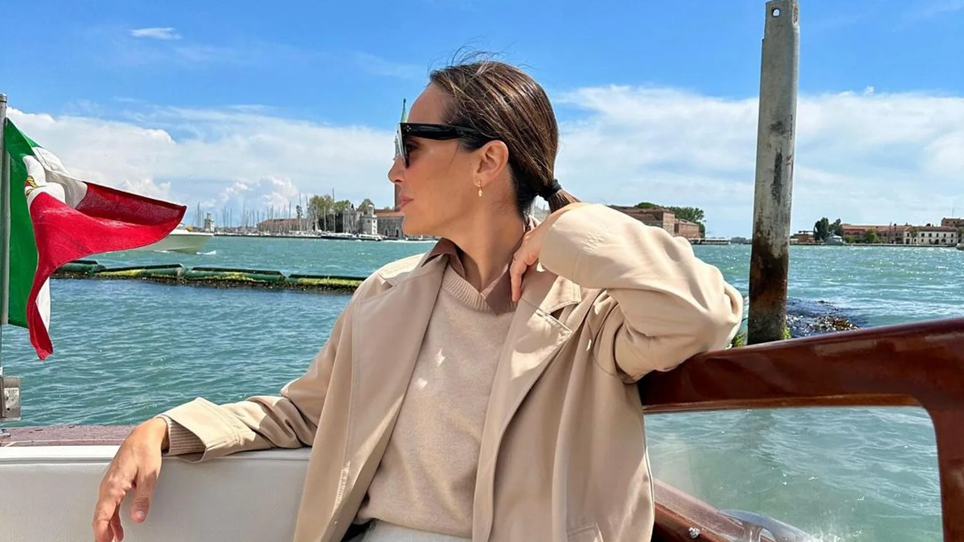 Tamara Falcó con look romántico en Venecia.