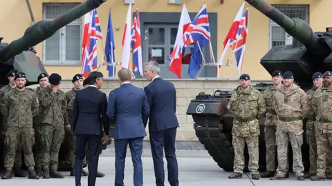 NATO Secretary General Stoltenberg and British PM Sunak visit Warsaw