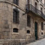 Este palacete es ejemplo de la arquitectura residencial de la Ilustración en Galicia del siglo XVIII.