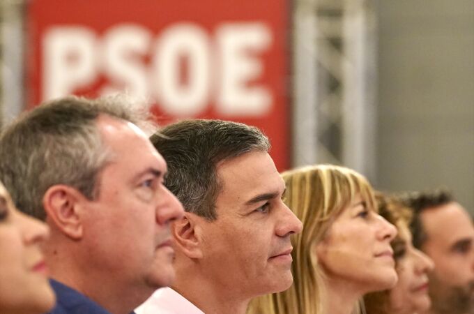 Espadas se vuelca con Pedro Sánchez y su esposa: "Gracias presidente"