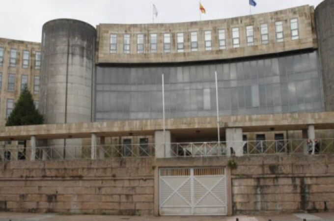 La sección sexta de la Audiencia Provincial de A Coruña, con sede en Santiago de Compostela.