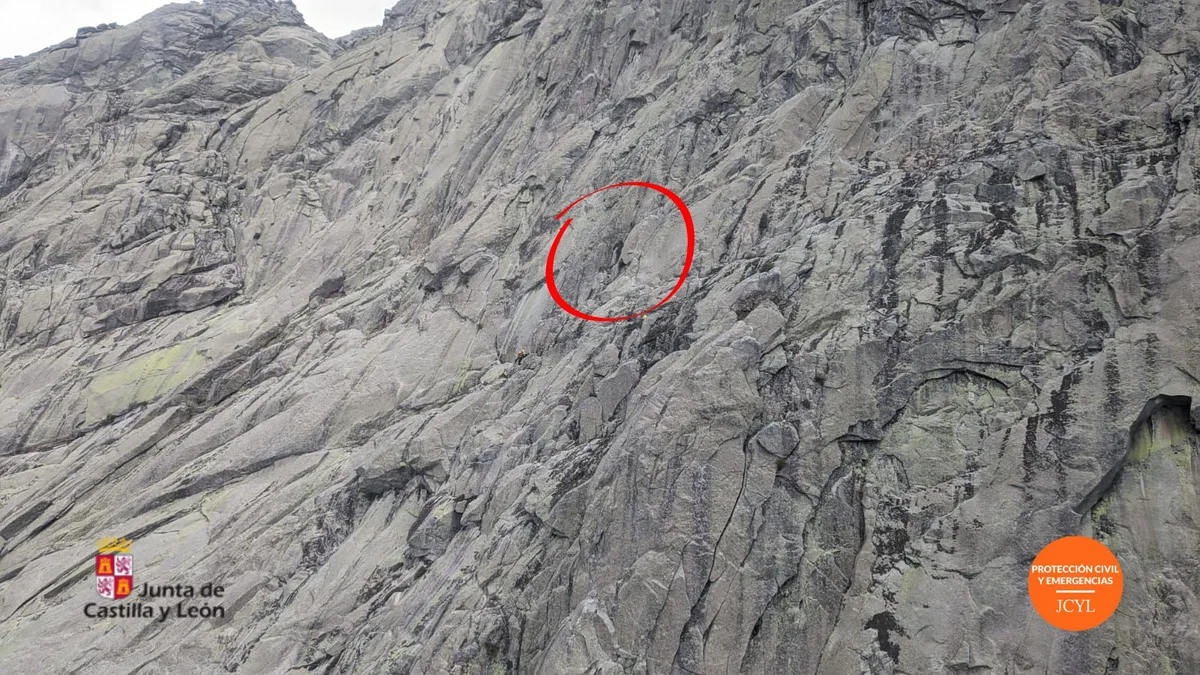 Muere un escalador al precipitarse en el Pico El Torozo, en Ávila