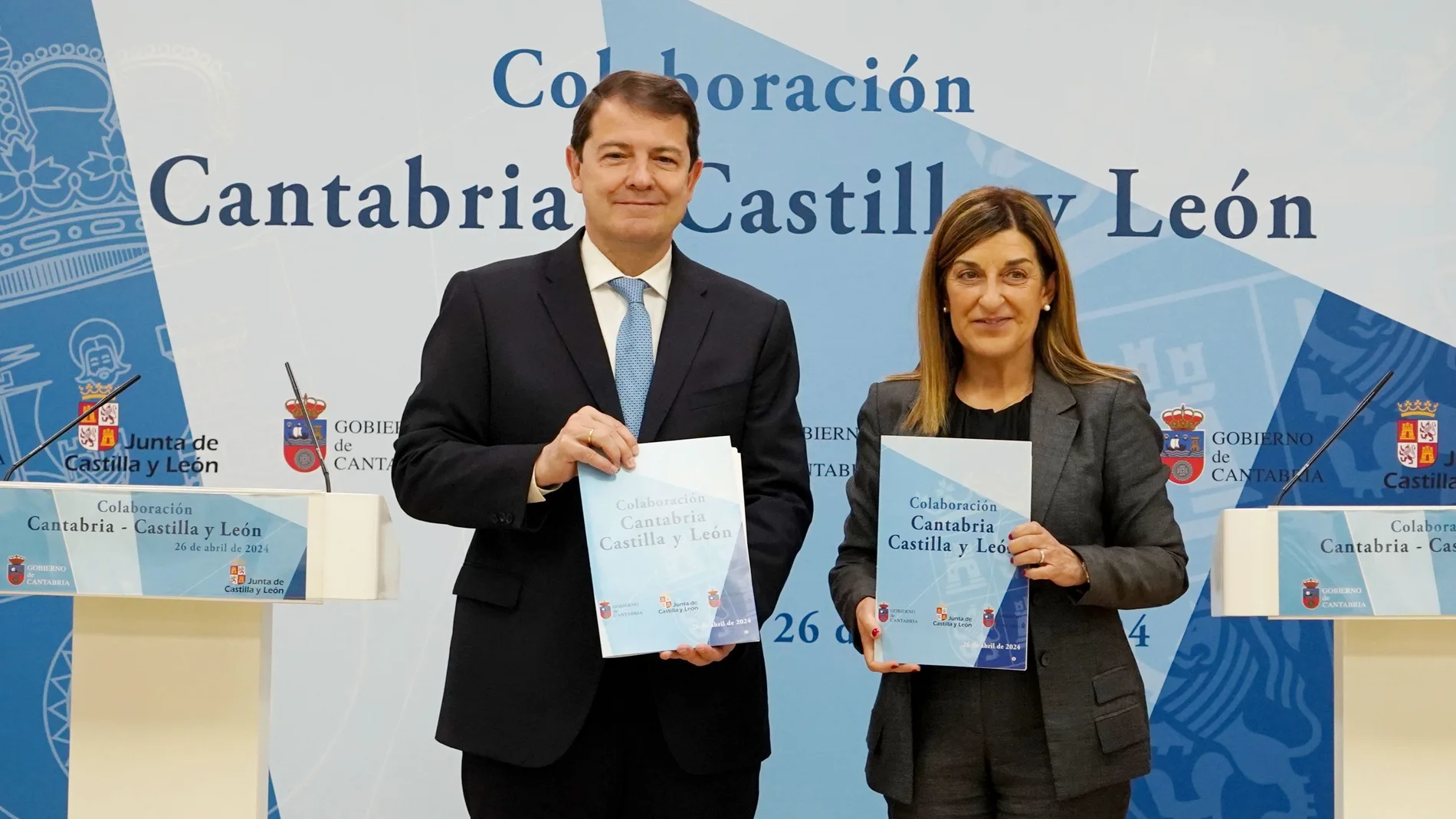 Mañueco y Buruaga tras firmar el protocolo general de actuación entre Castilla y León y Cantabria