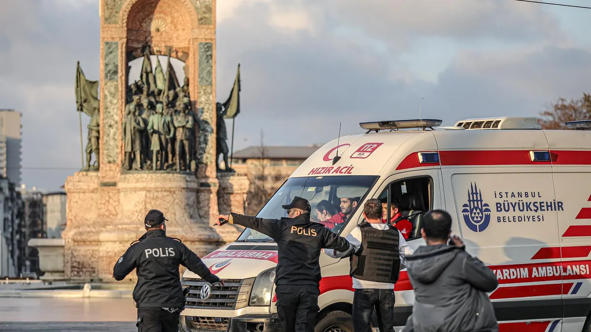 Siete cadenas perpetuas para la principal autora del atentado de Estambul en 2022