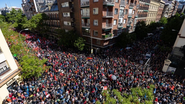 Manifestación en Ferraz en apoyo de Pedro Sánchez @Gonzalo Pérez Mata 