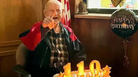 Vincent Dransfield lleva una vida independiente y notable a sus 110 años, siendo uno de los hombres más longevos del mundo, y posee varios secretos para vivir más tiempo