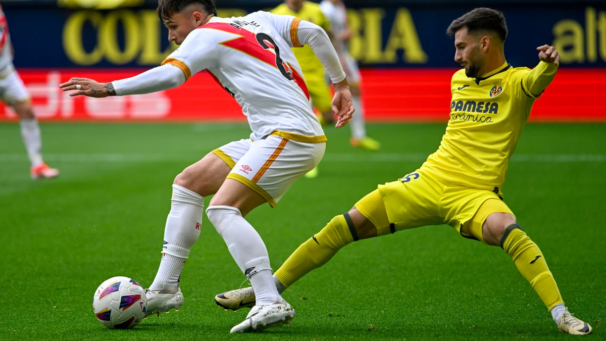 Un futbolista del Villarreal se ofrece al Barcelona