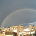 El doble arcoiris con el que celebra la lluvia esta localidad de Castellón