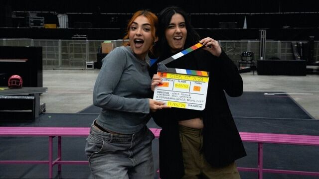 Violeta y Chiara en el rodaje de 'OT23: La gira'