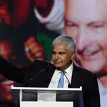 Candidato Mulino cierra su campaña a la Presidencia de Panamá como líder en las encuestas