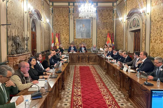 Instan al Gobierno a recuperar la conexión por autobús desde Salamanca a Madrid y a Extremadura