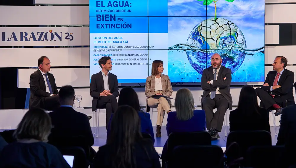 El foro culminó con la visión del sector empresarial de mano de José Claramonte, Carlos García, Rubén Ruiz y Vicente Fajardo