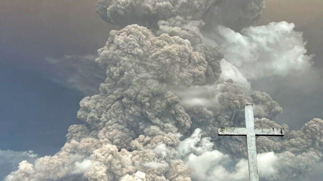 Mount Ruang volcano eruption in Indonesia