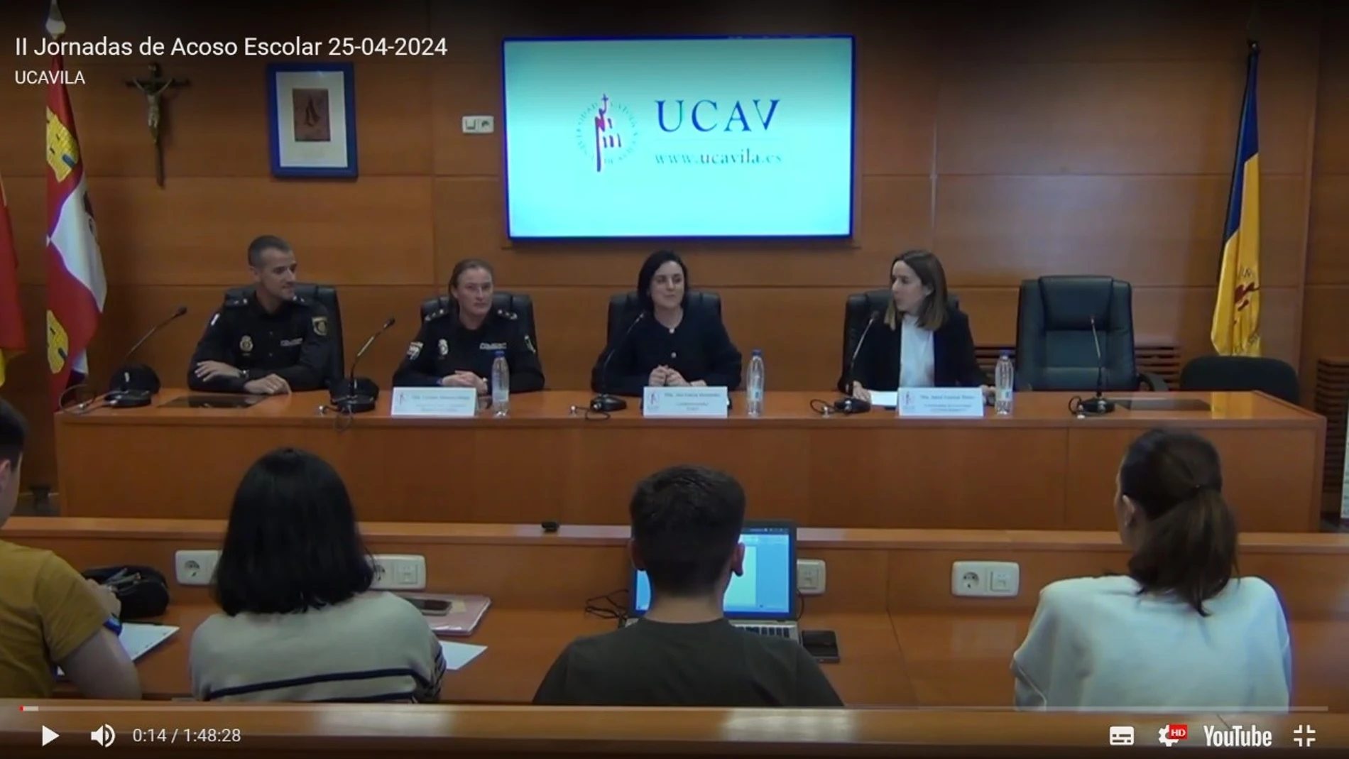 La UCAV debate sobre acoso escolar y su prevención