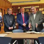 El presidente de la Diputación de Zamora, Javier Faúndez, y el Obispo de Zamora, Fernando Valera, informan sobre actuaciones en el Palacio Episcopal de la Diócesis
