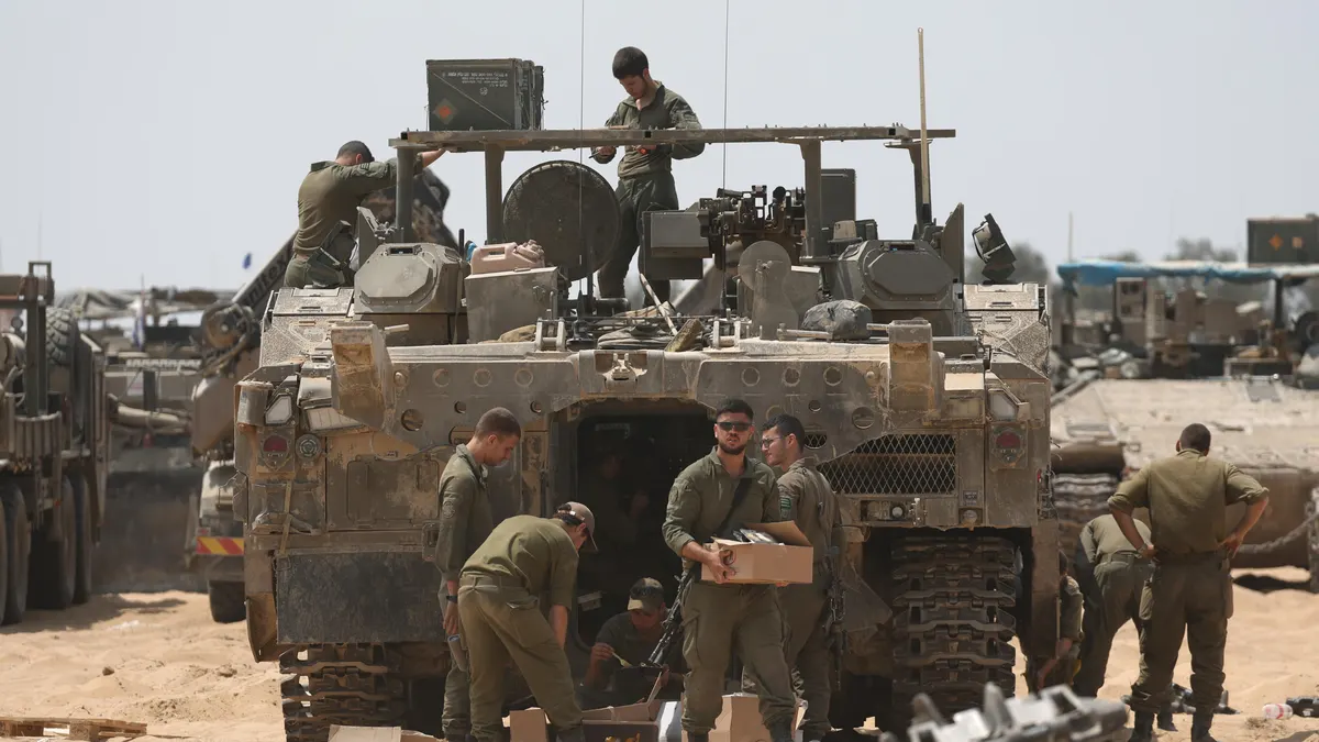El Ejército israelí anuncia que ha tomado  haber tomado el control del lado gazatí del cruce de Rafah