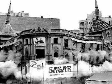 En 1973 se llevó a cabo la estruendosa y simbólica detonación del diario «Madrid»