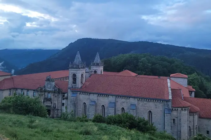 El monasterio de Galicia en el que podrás dormir y degustar un “antiguo brebaje de druidas” 