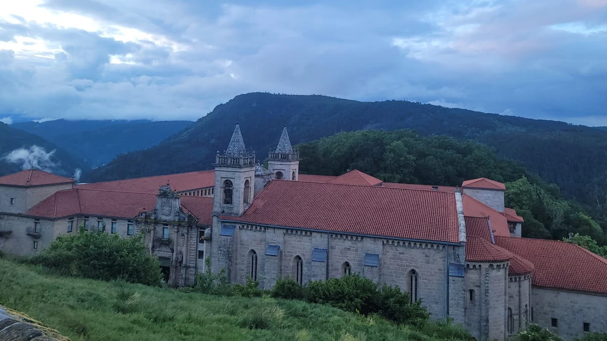 El monasterio de Galicia en el que podrás dormir y degustar un “antiguo brebaje de druidas”