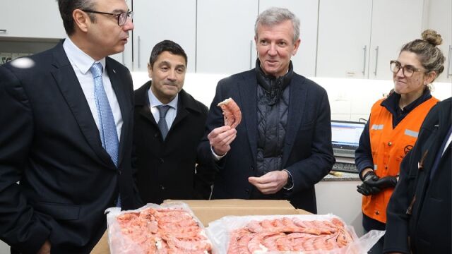Rueda, durante una de las visitas realizadas a las empresas de la zona. 