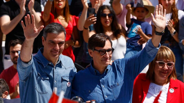 Pedro Sánchez asiste a un acto electoral del PSC en Barcelona