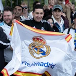 Centenares de personas celebran en Cibeles que el Real Madrid ha ganado LaLiga 2023-2024