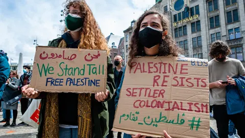 O.Próximo.- Un centenar de manifestantes propalestinos acampan en la Universidad de Ámsterdam, en Países Bajos