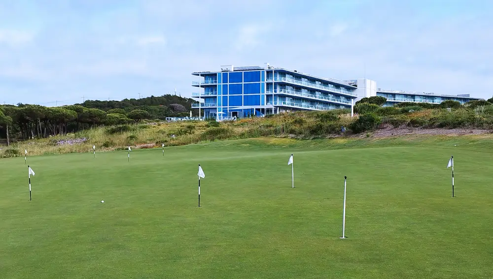 The Oitavos está rodeado por uno de los más prestigiosos campos de golf de Europa