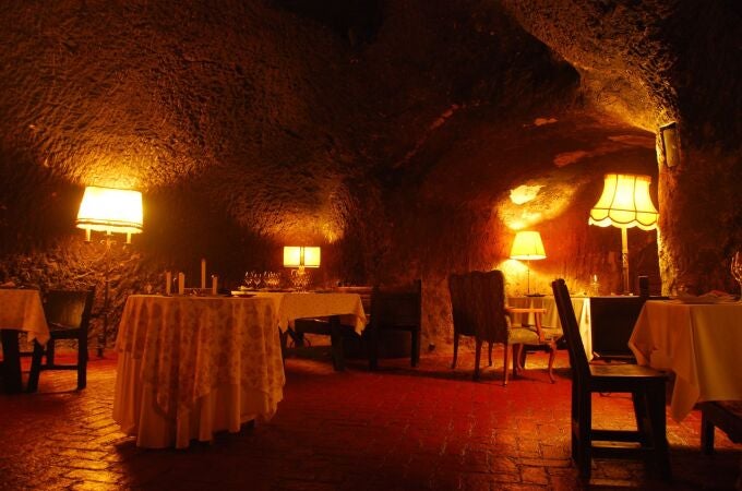 El restaurante Cueva en León: Un refugio para amantes de la cocina local