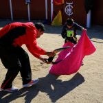 Un menor en una escuela de toreo