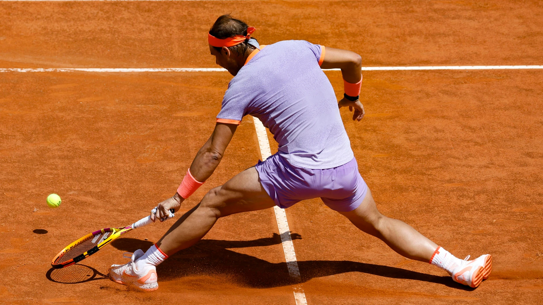 Rome (Italy), 09/05/2024.- Rafael Nadal of Spain in action during his men's singles 1st round match against Zizou Bergs of Belgium at the Italian Open tennis tournament in Rome, Italy, 09 May 2024. (Tenis, Bélgica, Italia, España, Roma) EFE/EPA/FABIO FRUSTACI 
