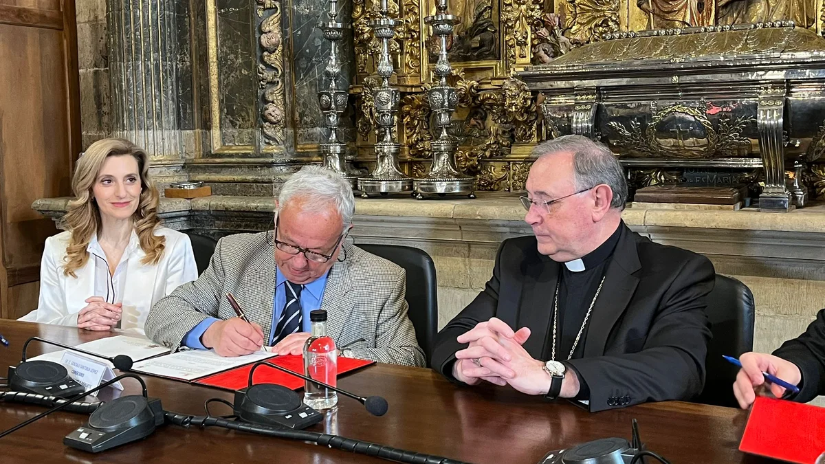 Nueve códices y cuatro documentos notables serán restaurados y conservados a través de la colaboración entre la Junta y el Cabildo de la Catedral de León