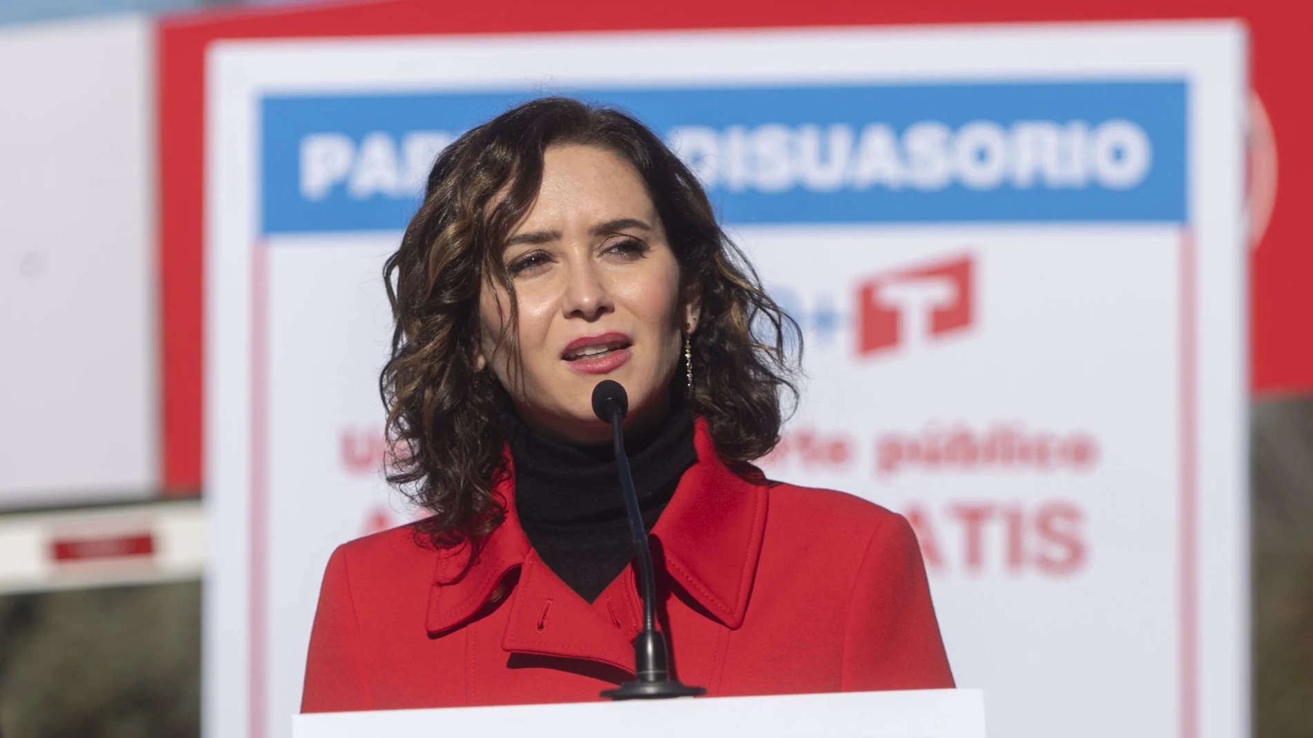 MADRID.-Comunidad dará "un nuevo impulso" al Plan Aparca-T de aparcamientos disuasorios con acuerdos con ayuntamientos y Renfe