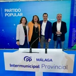Juanma Moreno y Elías Bendodo clausuran la Unión Intermunicipal del PP de Málaga.